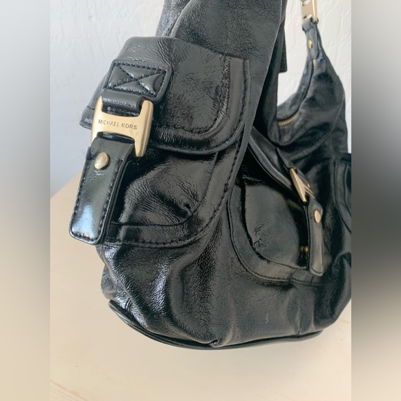 Michael Kors Patent leather hobo bag - Picture 13 of 13